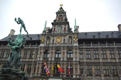 ベルギー第２の都市アントワープのクリスマス