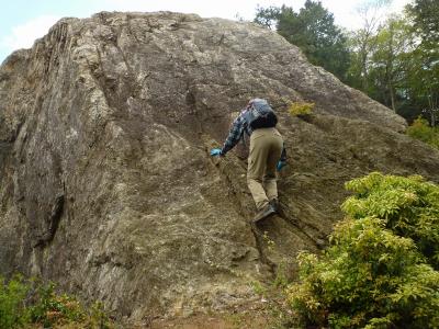 金山鬼の架け橋～白髪岳の岩場に挑戦