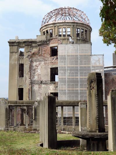 広島-1　原爆ドーム  平和記念碑として　☆耐震補強工事完了近く