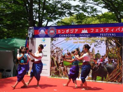 代々木公園のカンボジアファスティバル２０１６をぶらぶら