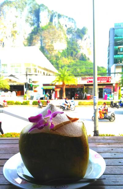 はじめての海外一人旅。カオラックとクラビとバンコクで。その1