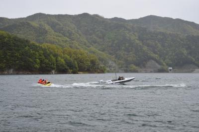 星州湖での水上スポーツ体験と、文化センターでの竹細工体験にチャレンジ