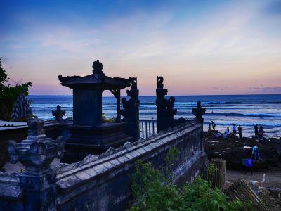 欲張り新婚旅行6泊8日(7)タナロット自転車旅と夕暮れビーチ