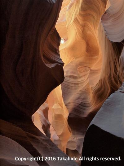 アンテロープ・キャニオン(Antelope Canyon)