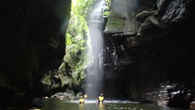 バヌアツ(4)サント島 底なし青＆底ぬけ大冒険