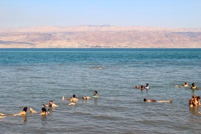 歴史と民族を学ぶ充実の旅イスラエル7日間（死海）