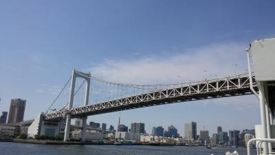 東京湾ランチクルーズで、レインボーブリッジの真下見てきました。