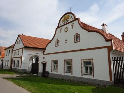 春のチェコ・プラハと小さな田舎町10日間【6】南ボヘミアの伝統的な家を見にホラショヴィツェ～いよいよプラハへ！