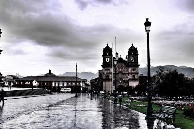 自由からの卒業旅~南米へ(7)土砂降りのクスコ