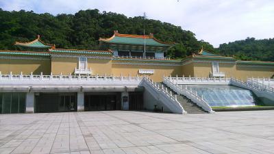 ふと思い立って、故宮博物院だけを目的に台北へ