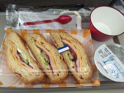 アシアナ航空の機内食です。