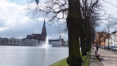 ２０１６ＧＷ　初の中部～北ドイツ　【１１】７つの湖の街シュヴェリーン　その１