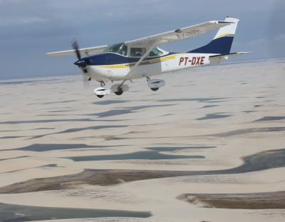 ４泊８日　　絶景レンソイス⑤　　遊覧飛行