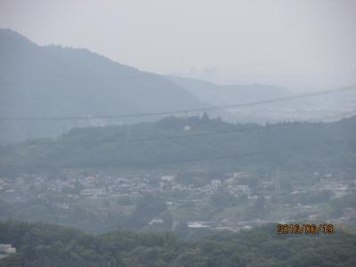 顕鏡寺の白蓮さんと石老山（５）石老山顕鏡寺。