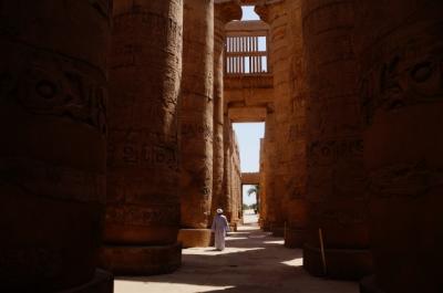 観光客のいない有名観光地1 車でナイル川遺跡めぐり (Deserted desert tourist spot, Nile river)