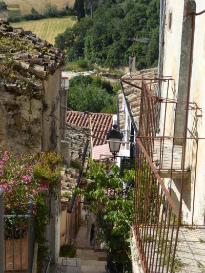 夏の優雅な南イタリア周遊旅行♪　Vol44(第4日)　☆Pietramontecorvino：美しき村「ピエトラモンテコルヴィーノ」旧市街をさまよい歩く♪