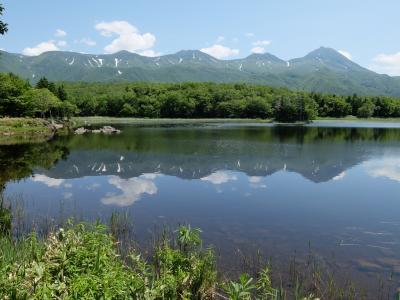 北海道・道東　花へんろ・・・（4）湖面に山影を映す知床五湖