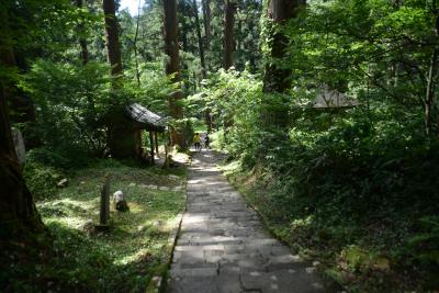 おくのほそ道　第4回　出羽三山　「月山の木道涼し八合目」