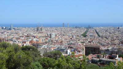 南欧・美の旅 (14)　バルセロナ市街が一望できた！　ガウディがユートピアを夢見たグエル公園体験記