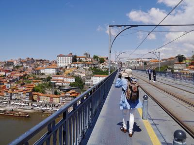 ポルトガル、スペインついでにイスタンブール　18日目　近郊電車でポルトに到着