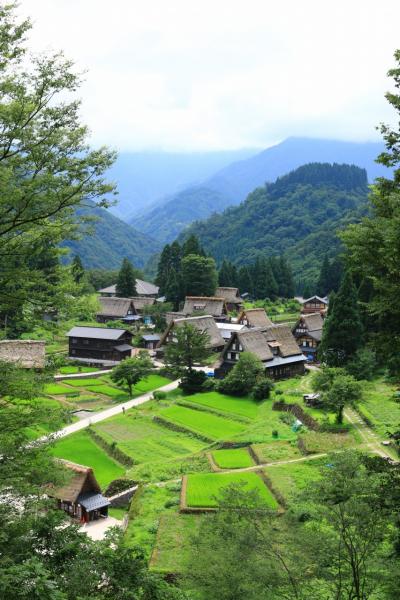 ひっそりと・・・。五箇山　相倉合掌造り集落