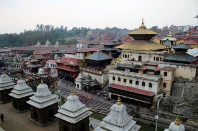 震災１年後のネパール（４）　バグマティ河岸のヒンドゥー教の聖地パシュパティナート