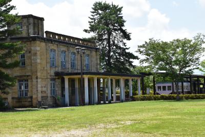 山形交通旧高畠駅の石造り駅舎を訪ねて（山形）
