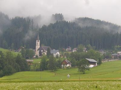 チロル・ドロミテ・ザルツカンマーグート10日間の旅⑯ゴーザウのホテル周辺の早朝散歩