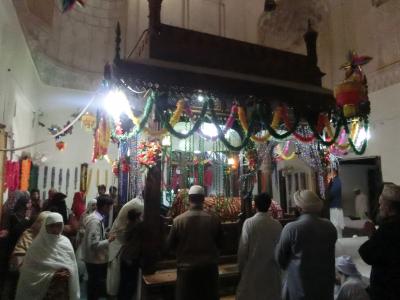 バハー・ウル・ハック廟