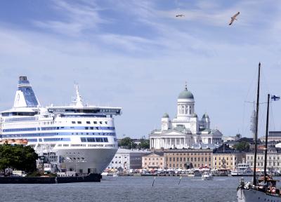 フィンランド ６　Helsinki 海上から見る