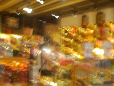 終わり良ければ総て良し。終わり悪けりゃ、まったく後味悪い。たわけもの。お釣りをちょろまかすノイバイ空港売店。