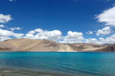 !!Julay!! インドの山奥~ラダックの旅:パンゴン・ツォ