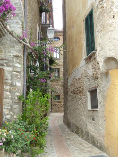 夏の優雅な南イタリア周遊旅行♪　Vol235(第13日)　☆Acciaroli：素敵な漁村「アッチャロリ」　カフェやショッピングを楽しむ♪