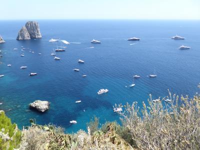夏の優雅な南イタリア周遊旅行♪　Vol354(第18日)　☆Isola d'Capri：優雅なカプリ島の日帰り旅♪　「Giardini d'Augusto」美しい庭園を優雅に歩く♪