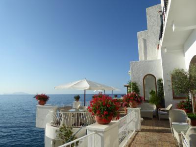 夏の優雅な南イタリア周遊旅行♪　Vol362(第19日)　☆Isola d'Ischia/S.Angelo：「Hotel Miramare Sea Resort」の素敵な朝食♪