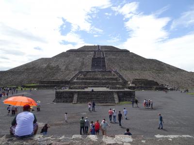 !HOLA!夏休み♪初めてのメキシコシティ４泊６日♪　２日目　テオティワカン遺跡・国立人類学博物館