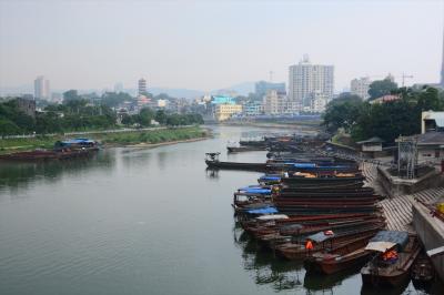 中越国境の旅12★モンカイ★中国国境の町　橋から東興を眺める