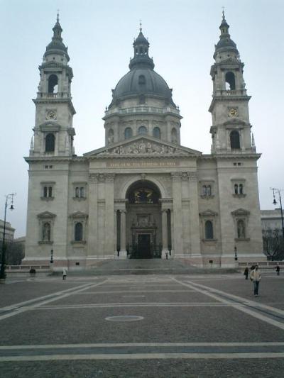 美しく青きドナウへ（3）：ペスト地区を歩け歩け