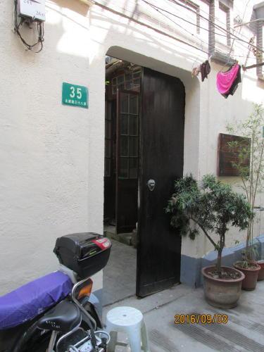 上海の永康路バー街・石庫門家庭博物館・個人住宅の開放