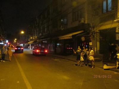 上海の永康路・仏国租界・１０店しか営業してないバー街の夜