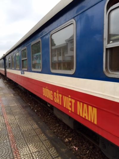 ハノイからホイアンへ8泊9日の旅：統一鉄道でホイアンへ！