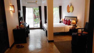 Memory in Chiang Mai for one week / 宿泊　・ザ オデッセイ　サービスド アパートメント (The Odyssey Serviced Apartment)  