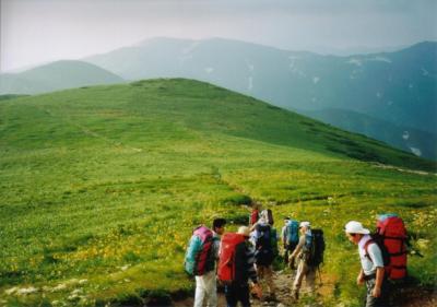  思い出の山旅ー11.東北を代表する山・朝日連峰を縦走・素晴らしいニッコウキスゲの群落に酔う