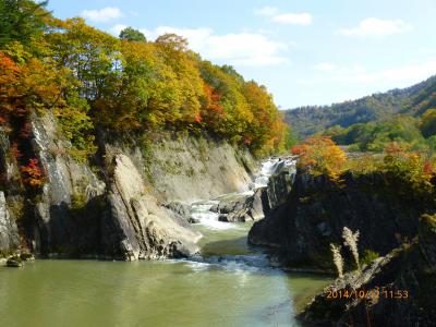 紅葉の北海道　夕張　滝の上公園・シューパロ湖