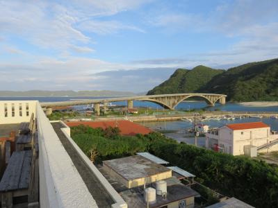 沖縄 ～台風の間隙を縫って Vol.1 街の灯りから青の楽園へ～