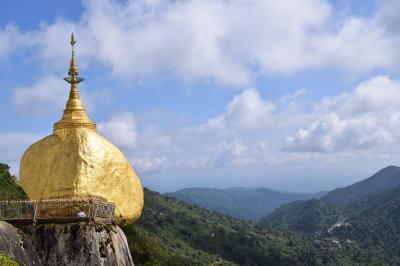 金ピカ・丸 ・ 三角 ・ 寝そべりミャンマー