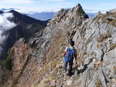 南八ヶ岳の4つの峰を周回　阿弥陀岳～赤岳～権現岳～西岳～舟山十字路