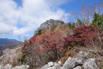 乾徳山　快晴での鎖場体験