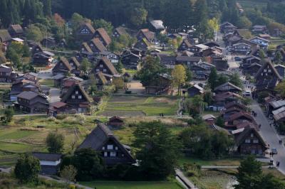 錦秋の飛騨路旅（高山・白川郷編）