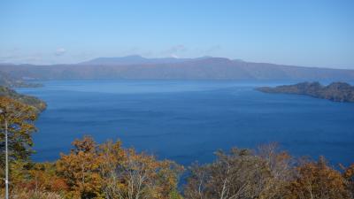 発荷峠から十和田湖を見下す。天気が良くてすばらしい眺めでした。